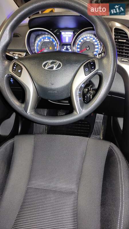 Хэтчбек Hyundai i30 2013 в Львове