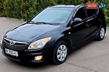 Хэтчбек Hyundai i30 2008 в Песочине