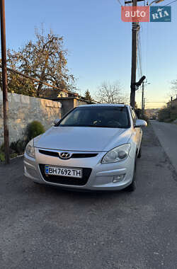 Хэтчбек Hyundai i30 2008 в Одессе