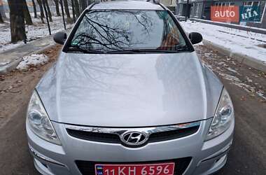 Универсал Hyundai i30 2008 в Чернигове