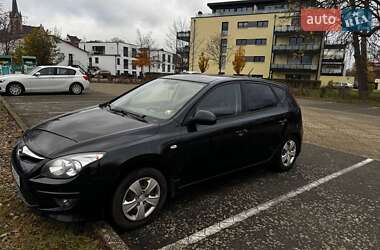 Хетчбек Hyundai i30 2011 в Запоріжжі