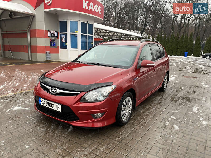 Універсал Hyundai i30 2011 в Києві