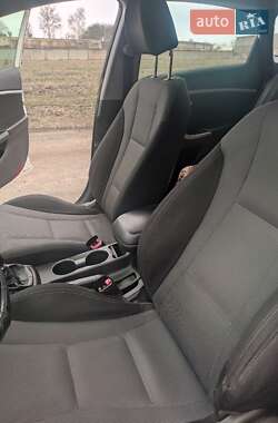 Универсал Hyundai i30 2013 в Змиеве