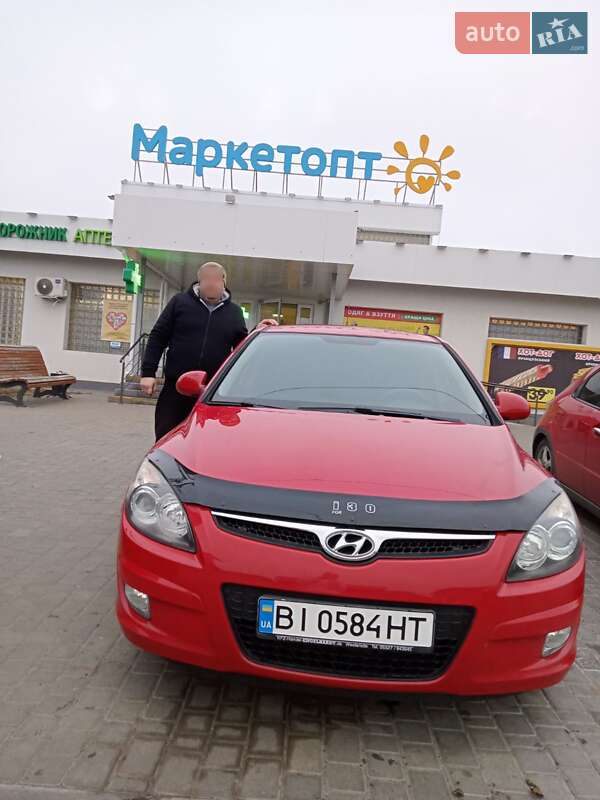 Хэтчбек Hyundai i30 2008 в 
