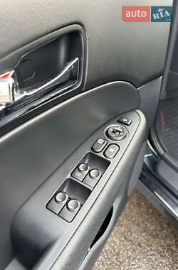 Хэтчбек Hyundai i30 2011 в 