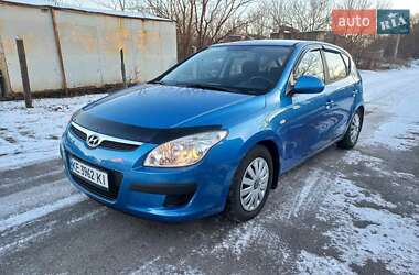 Хетчбек Hyundai i30 2008 в Кам'янському