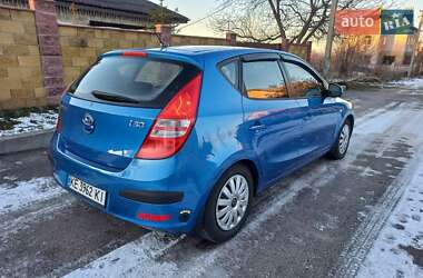 Хетчбек Hyundai i30 2008 в Кам'янському