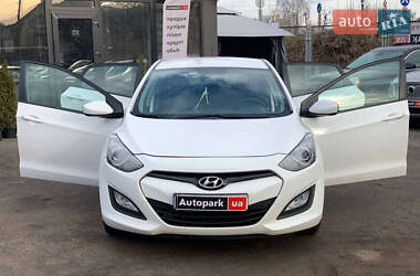 Хэтчбек Hyundai i30 2012 в Виннице