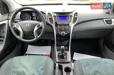 Хэтчбек Hyundai i30 2012 в Виннице