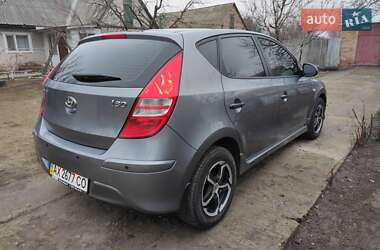 Хетчбек Hyundai i30 2011 в Харкові