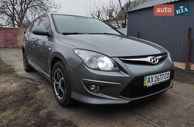 Хетчбек Hyundai i30 2011 в Харкові