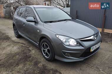 Хетчбек Hyundai i30 2011 в Харкові