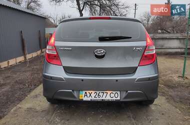 Хетчбек Hyundai i30 2011 в Харкові