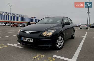 Хэтчбек Hyundai i30 2009 в Киеве