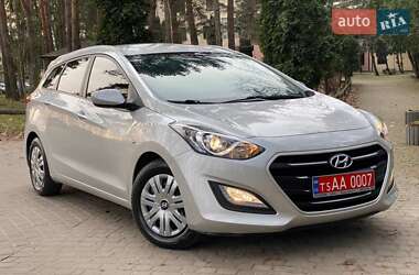 Універсал Hyundai i30 2017 в Миколаєві