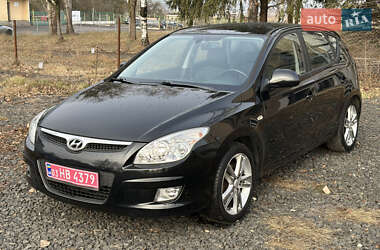 Хетчбек Hyundai i30 2008 в Луцьку