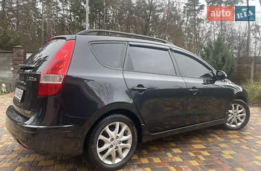 Универсал Hyundai i30 2010 в 