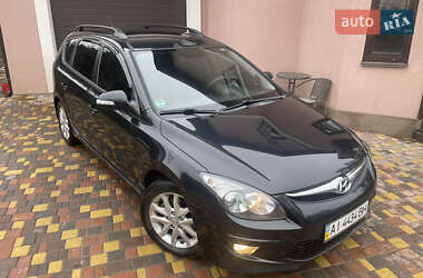 Универсал Hyundai i30 2010 в 