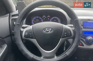 Универсал Hyundai i30 2010 в 