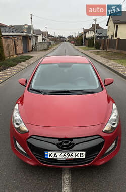 Хэтчбек Hyundai i30 2013 в Киеве