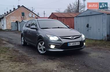 Хетчбек Hyundai i30 2011 в Полтаві