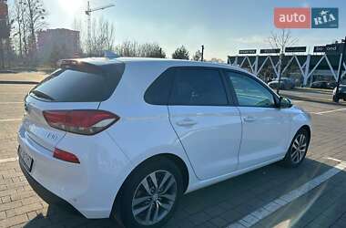 Хэтчбек Hyundai i30 2017 в Хмельницком