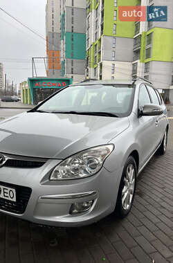 Универсал Hyundai i30 2008 в Днепре