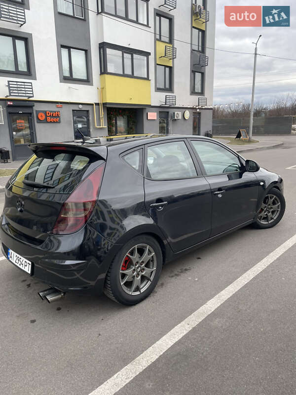 Хэтчбек Hyundai i30 2008 в Борисполе