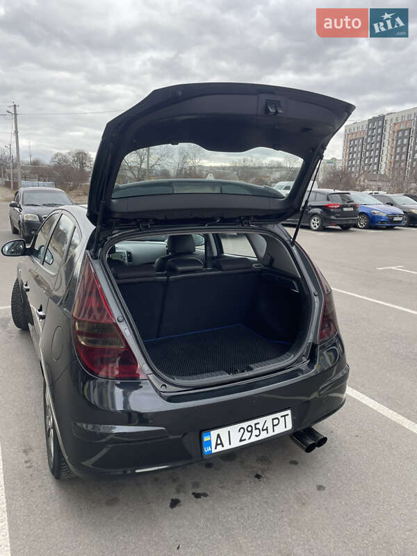 Хэтчбек Hyundai i30 2008 в Борисполе