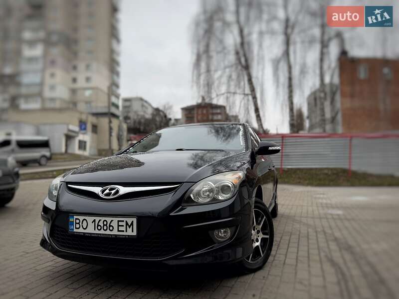 Хетчбек Hyundai i30 2011 в Хмельницькому