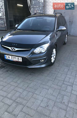 Універсал Hyundai i30 2011 в Черкасах