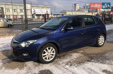 Хэтчбек Hyundai i30 2011 в Харькове