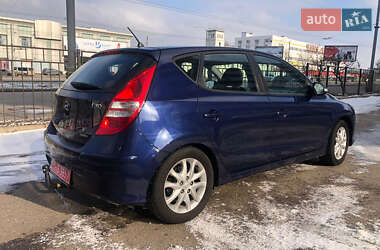 Хэтчбек Hyundai i30 2011 в Харькове