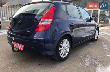 Хэтчбек Hyundai i30 2011 в Харькове