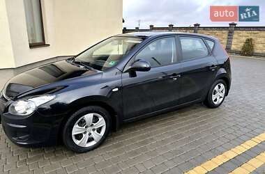 Хетчбек Hyundai i30 2010 в Луцьку