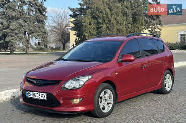 Универсал Hyundai i30 2011 в Одессе