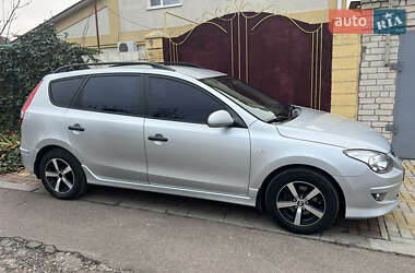 Універсал Hyundai i30 2011 в Миколаєві