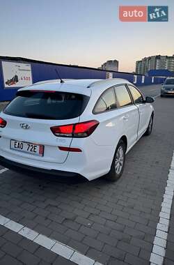 Универсал Hyundai i30 2018 в Калуше