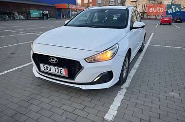 Универсал Hyundai i30 2018 в Калуше