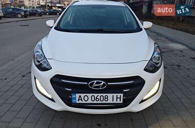 Універсал Hyundai i30 2016 в Ужгороді