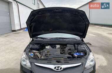 Универсал Hyundai i30 2012 в Виннице