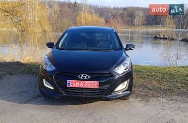 Универсал Hyundai i30 2013 в Киеве