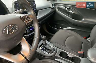 Хетчбек Hyundai i30 2019 в 