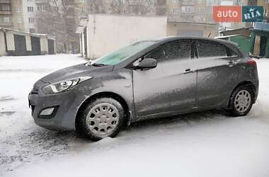 Хэтчбек Hyundai i30 2014 в Кропивницком