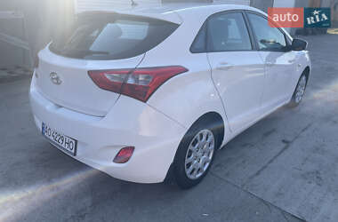 Хэтчбек Hyundai i30 2013 в 
