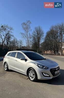 Универсал Hyundai i30 2015 в Черкассах