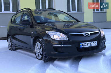 Универсал Hyundai i30 2008 в Первомайске