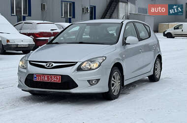 Хетчбек Hyundai i30 2012 в Рівному