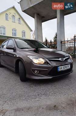 Hyundai i30 2011