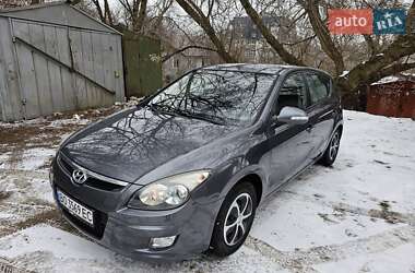 Хэтчбек Hyundai i30 2009 в Киеве